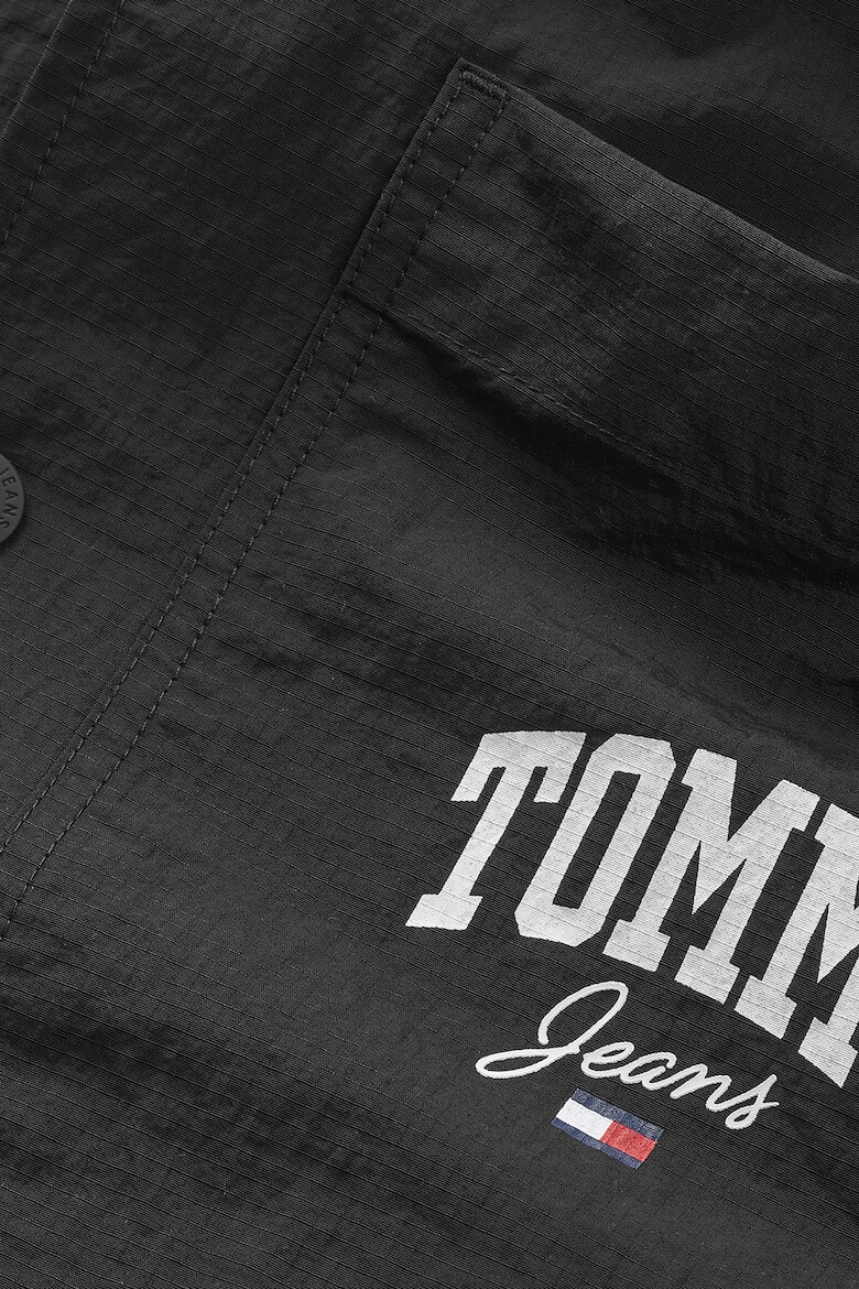 Tommy Jeans Яке тип риза College с уголемени джобове на гърдите - Pepit.bg