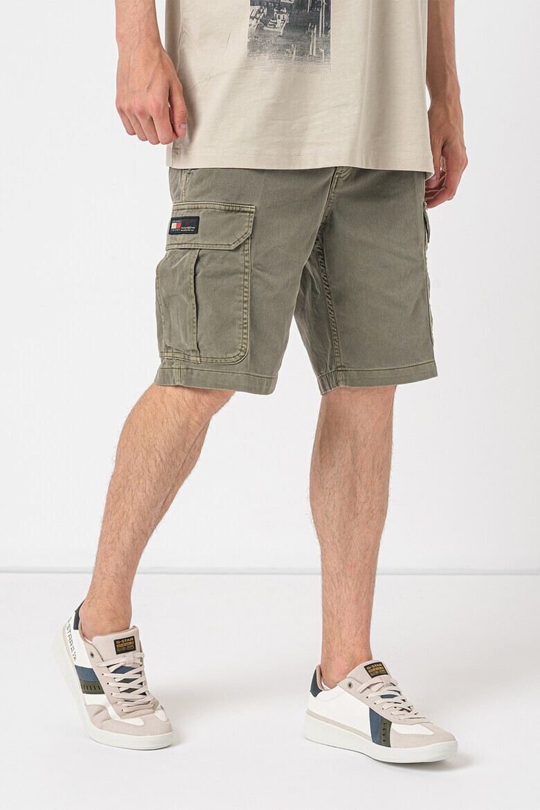 Tommy Jeans Къс панталон карго Ethan - Pepit.bg
