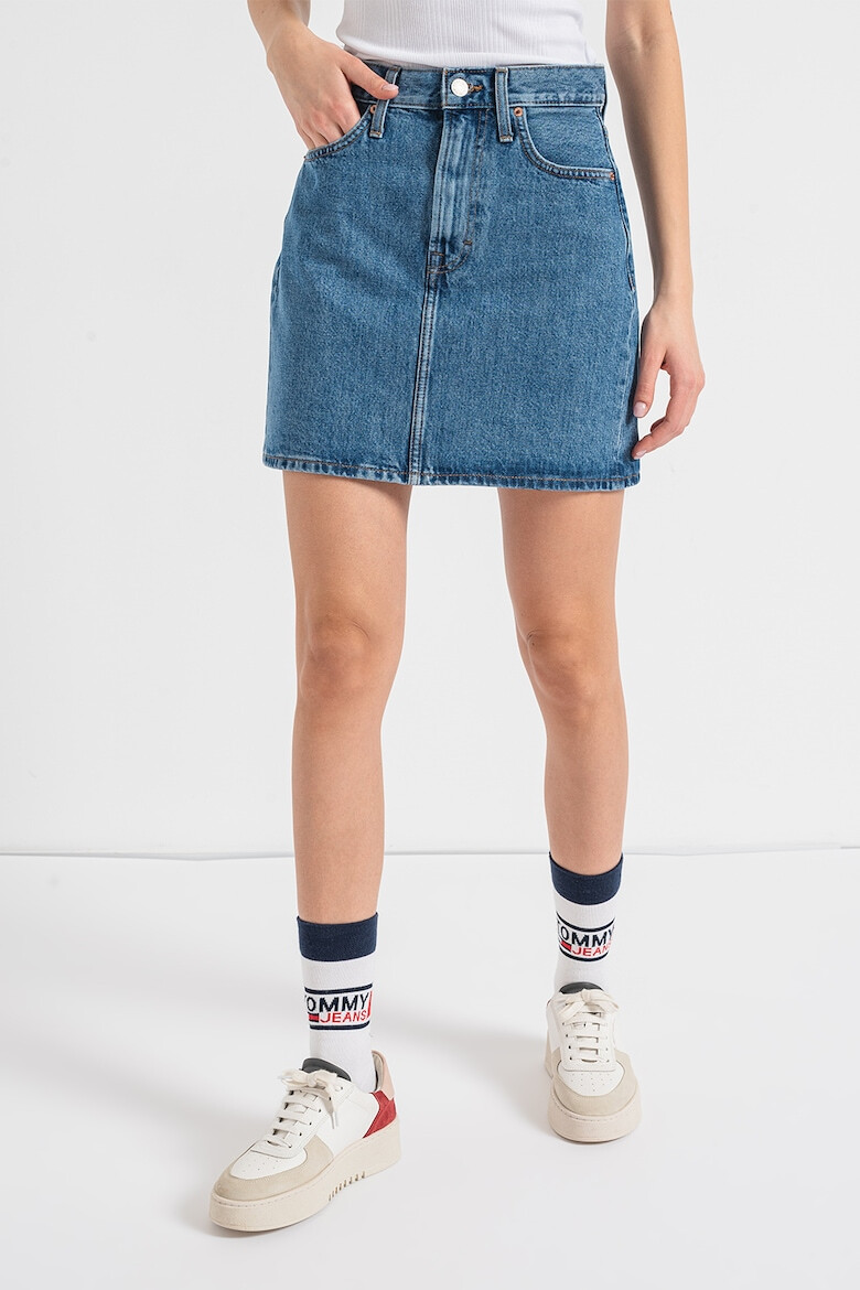 Tommy Jeans Къса дънкова пола Mom - Pepit.bg