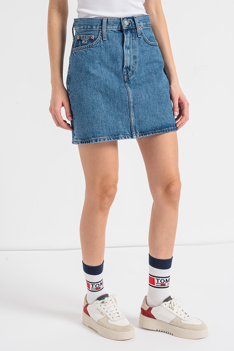 Tommy Jeans Къса дънкова пола Mom - Pepit.bg