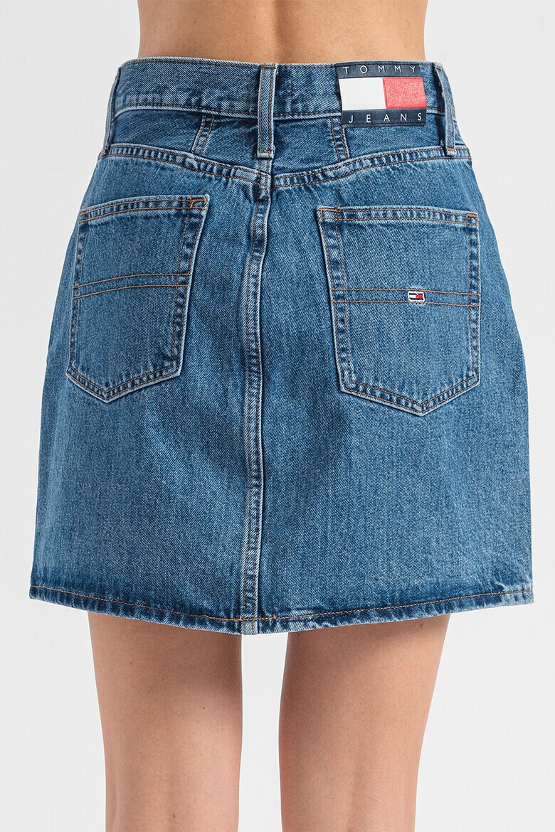 Tommy Jeans Къса дънкова пола Mom - Pepit.bg