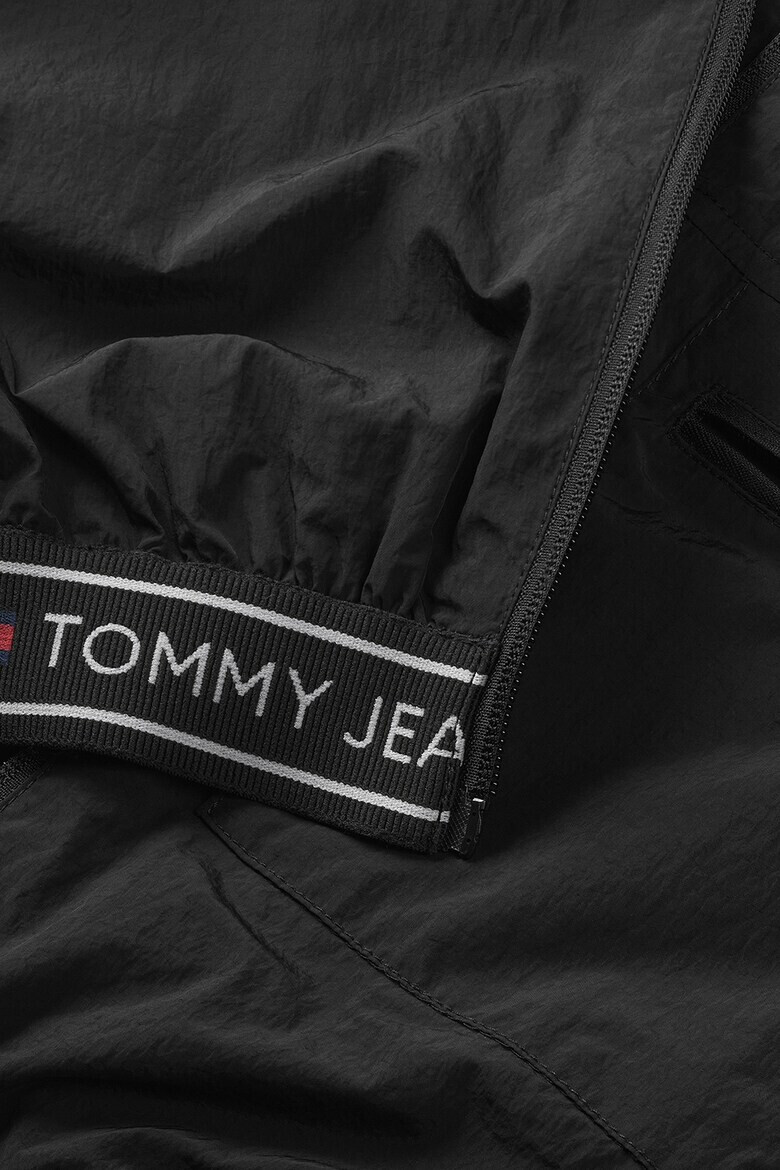 Tommy Jeans Късо яке с лого - Pepit.bg