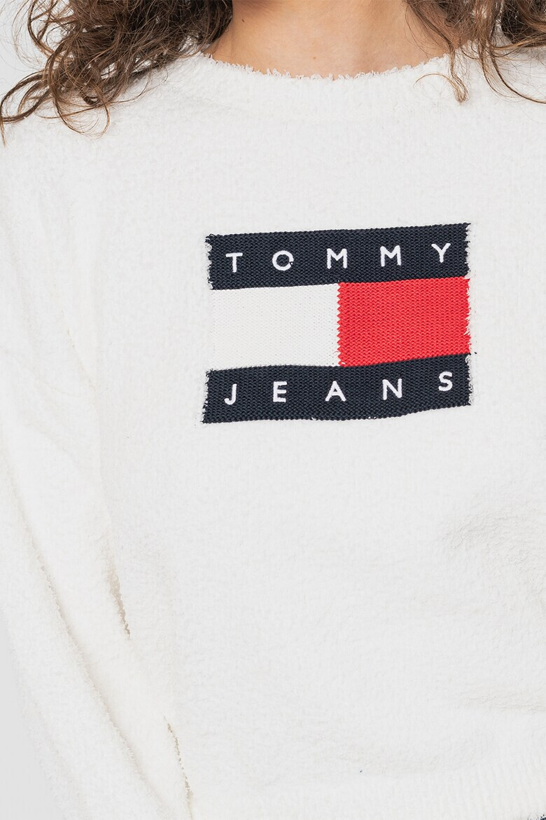 Tommy Jeans Мъхест пуловер с лого - Pepit.bg