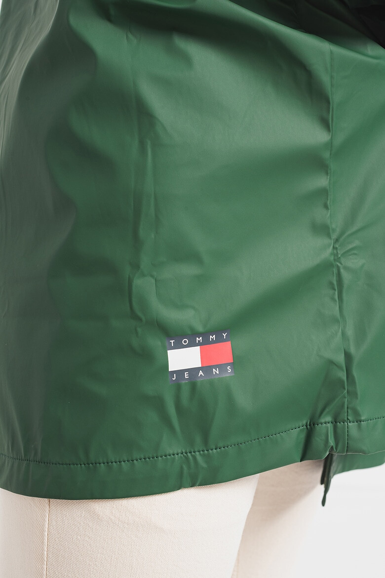 Tommy Jeans Непромокаемо яке Chicago с лого - Pepit.bg