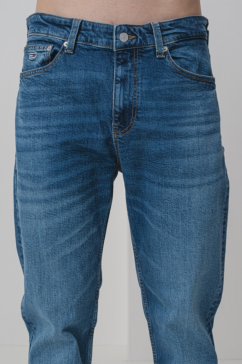 Tommy Jeans Прави дънки - Pepit.bg