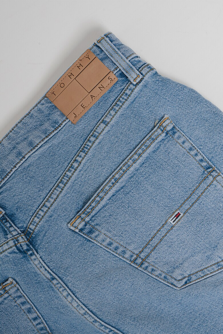 Tommy Jeans Прави дънки Otis - Pepit.bg