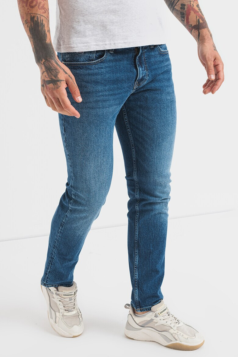 Tommy Jeans Прави дънки Ryan - Pepit.bg