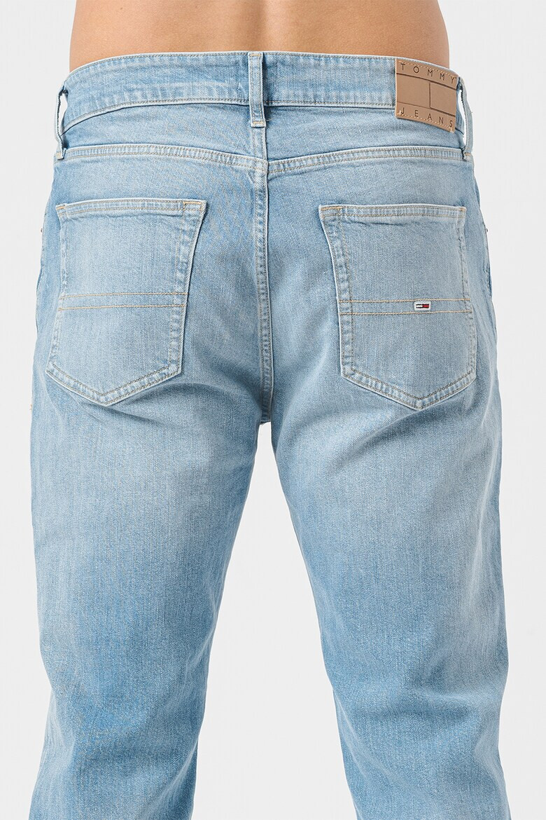Tommy Jeans Прави дънки Ryan - Pepit.bg