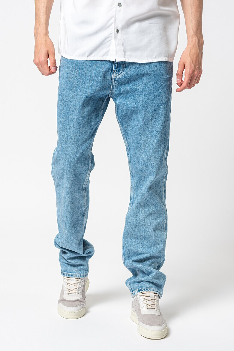 Tommy Jeans Прави дънки Ryan - Pepit.bg