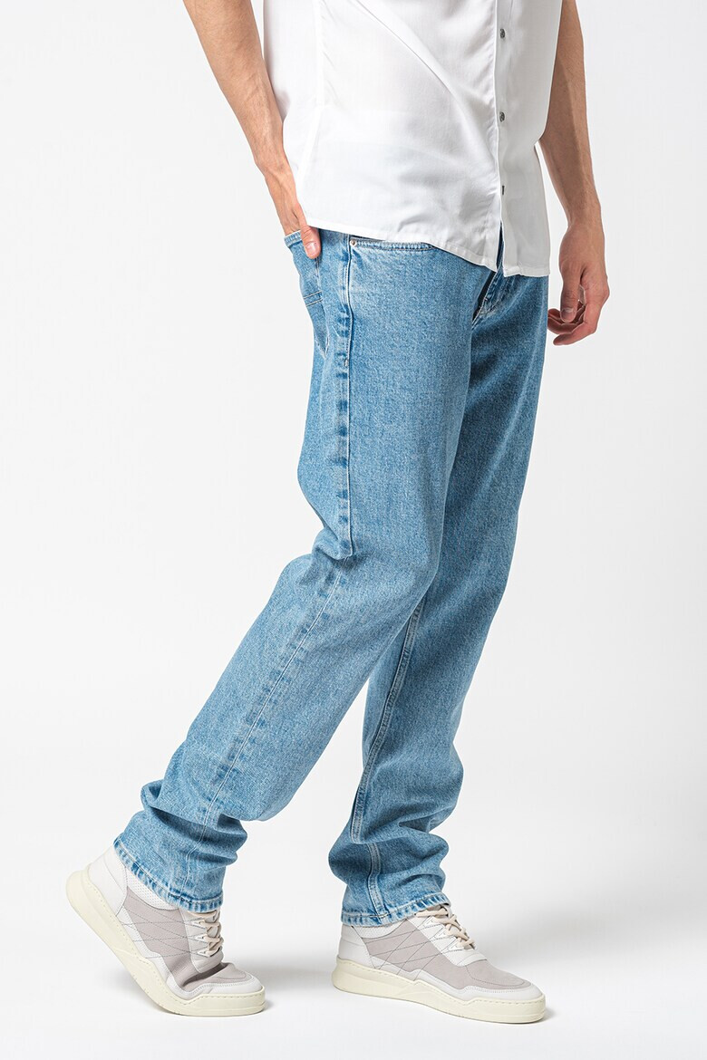 Tommy Jeans Прави дънки Ryan - Pepit.bg