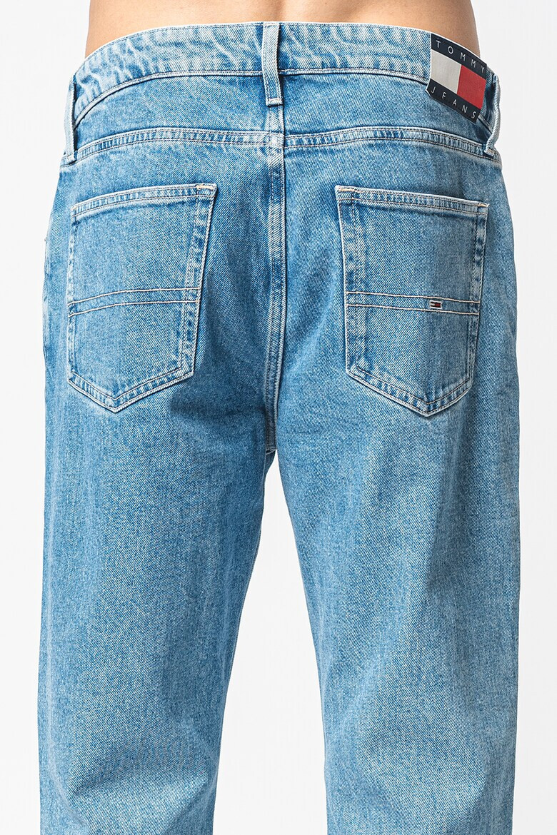 Tommy Jeans Прави дънки Ryan - Pepit.bg