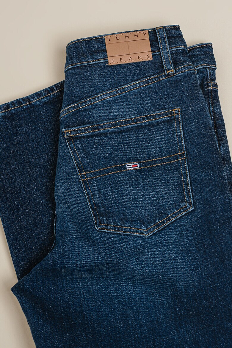 Tommy Jeans Прави слим дънки Izzy - Pepit.bg