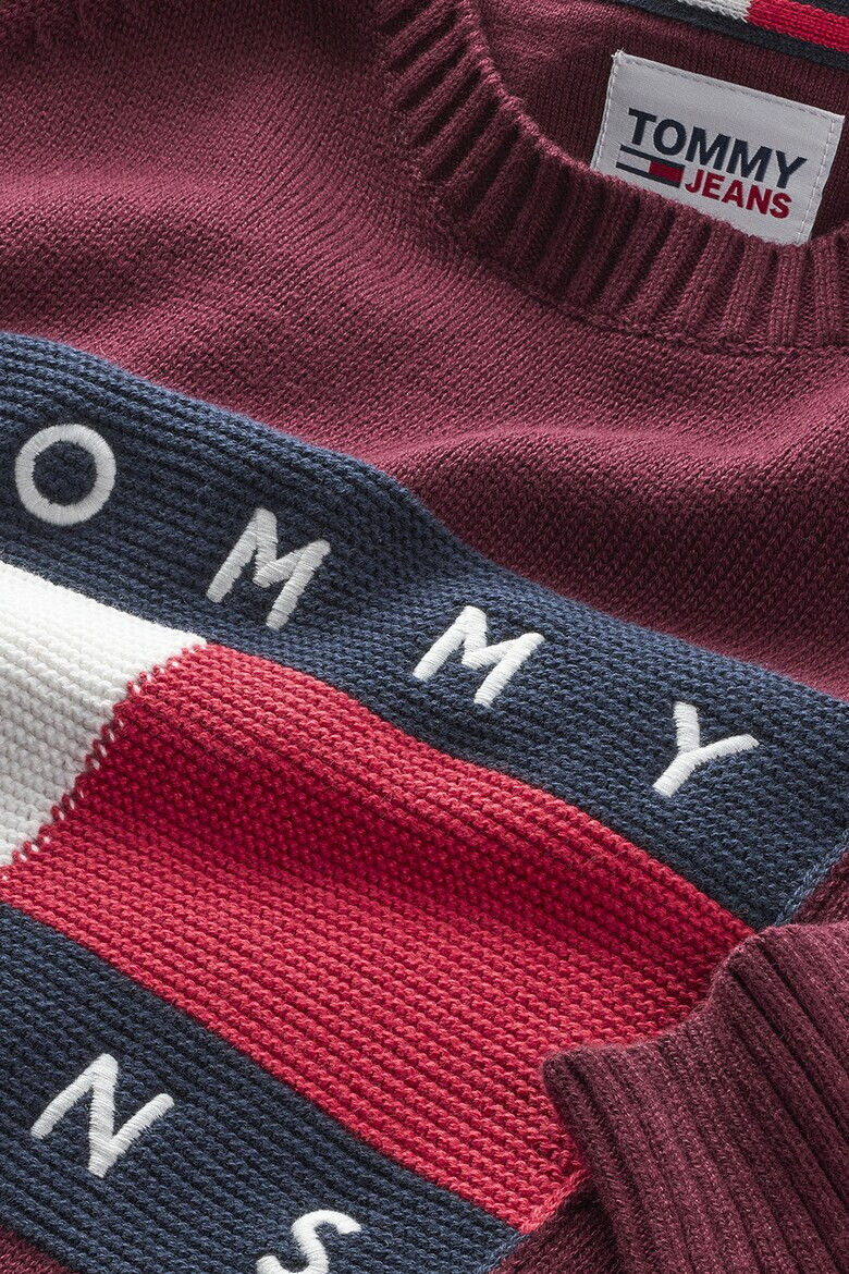 Tommy Jeans Пуловер с уголемено лого - Pepit.bg