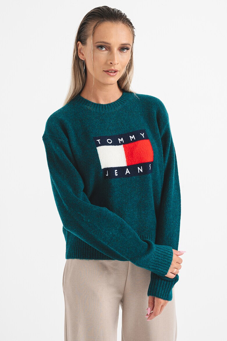Tommy Jeans Пуловер с уголемено лого - Pepit.bg
