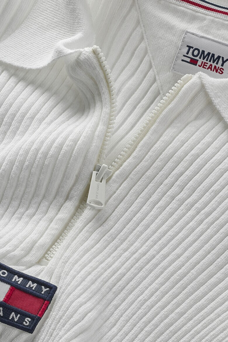 Tommy Jeans Рипсен пуловер с къс цип - Pepit.bg