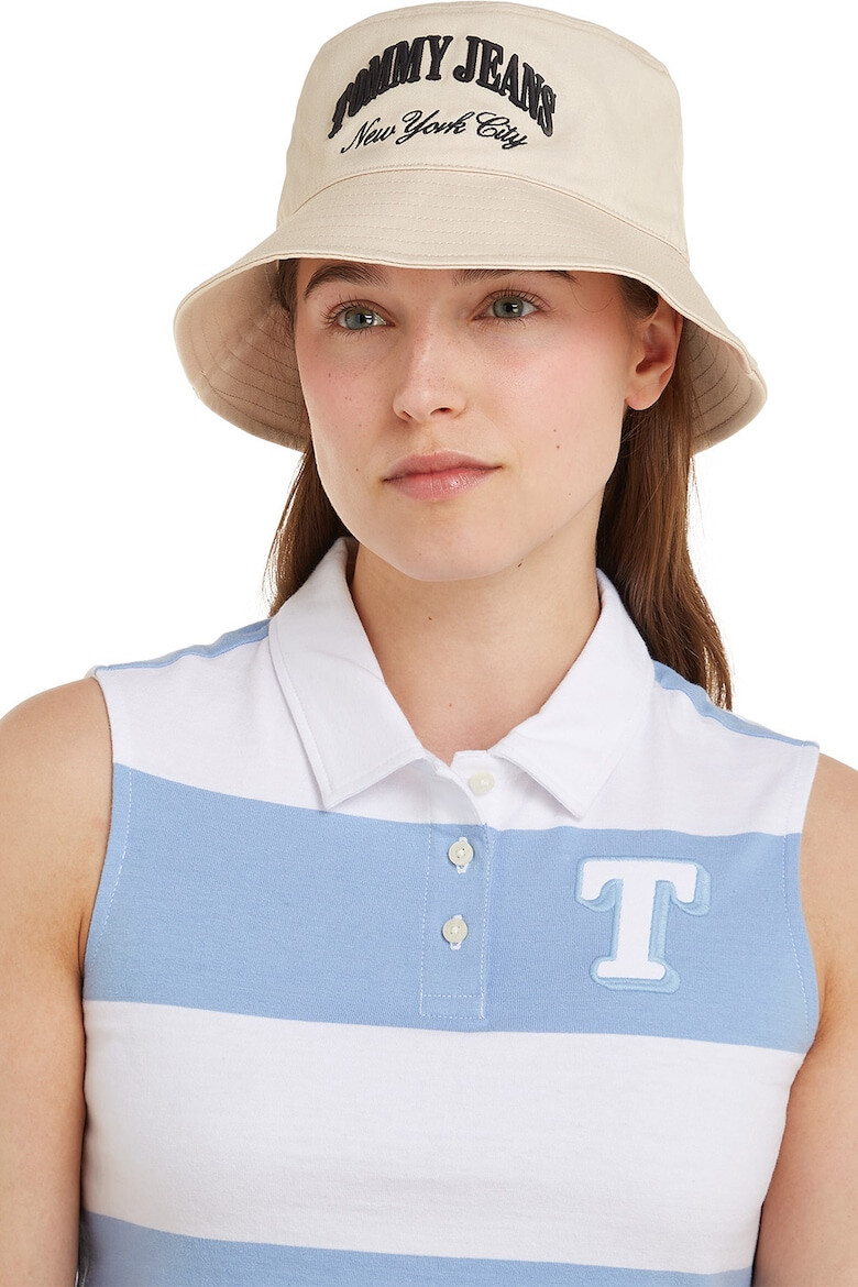 Tommy Jeans Шапка с бродирано лого - Pepit.bg