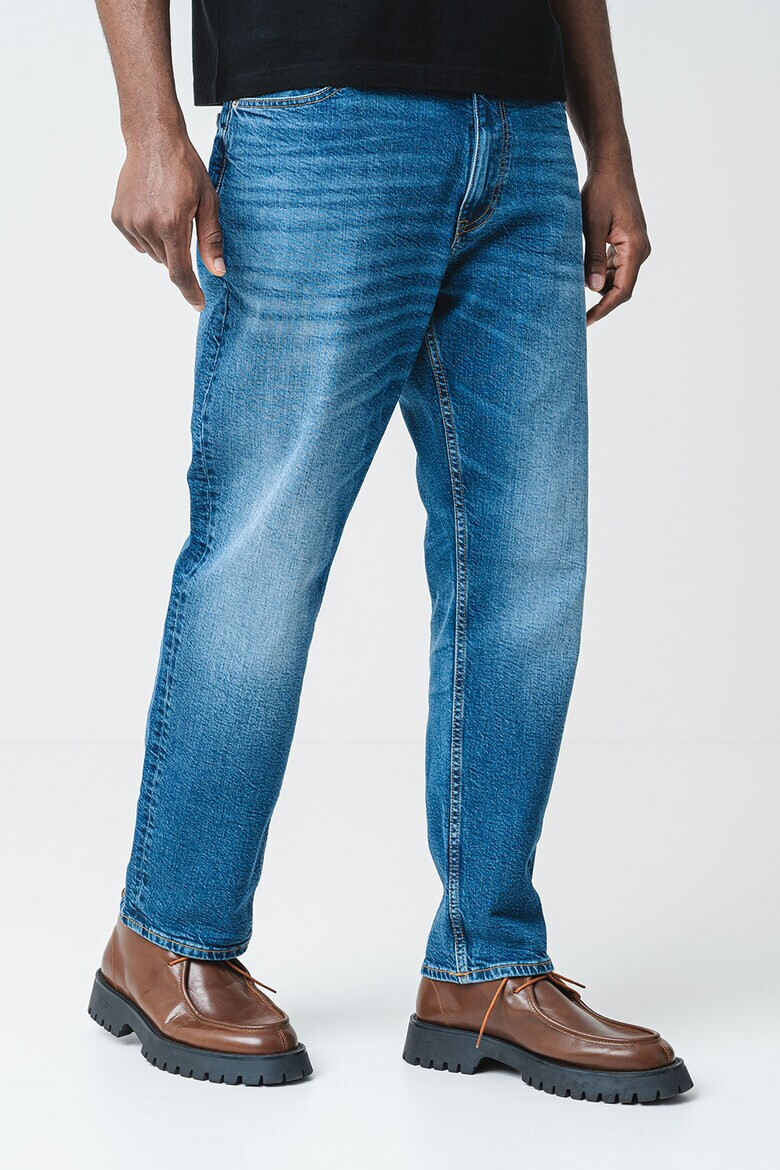 Tommy Jeans Скосени дънки - Pepit.bg