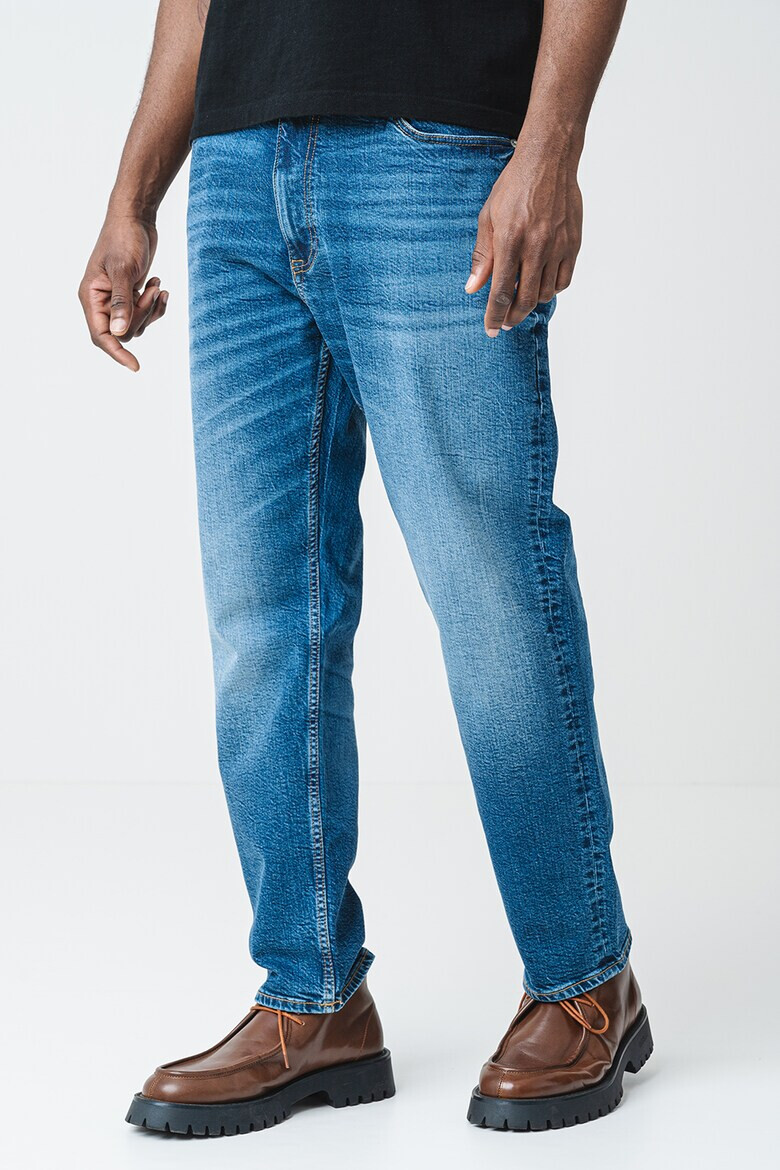 Tommy Jeans Скосени дънки - Pepit.bg