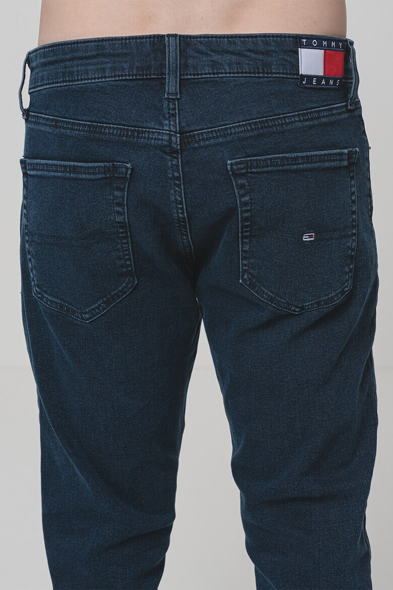 Tommy Jeans Скосени слим дънки Austin - Pepit.bg