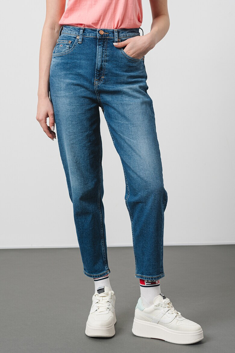 Tommy Jeans Скъсени дънки стил Mom - Pepit.bg