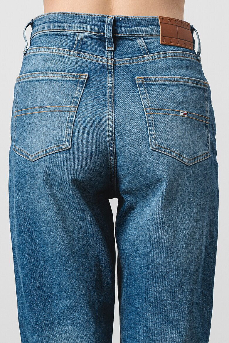 Tommy Jeans Скъсени дънки стил Mom - Pepit.bg