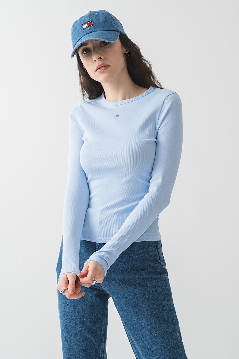 Tommy Jeans Слим блуза с бродирано лого - Pepit.bg