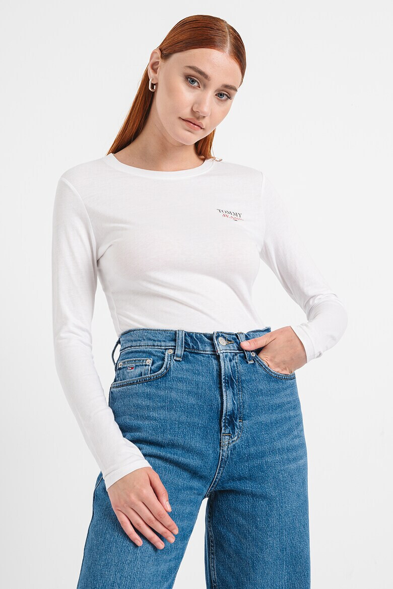 Tommy Jeans Слим блуза с овално деколте - Pepit.bg