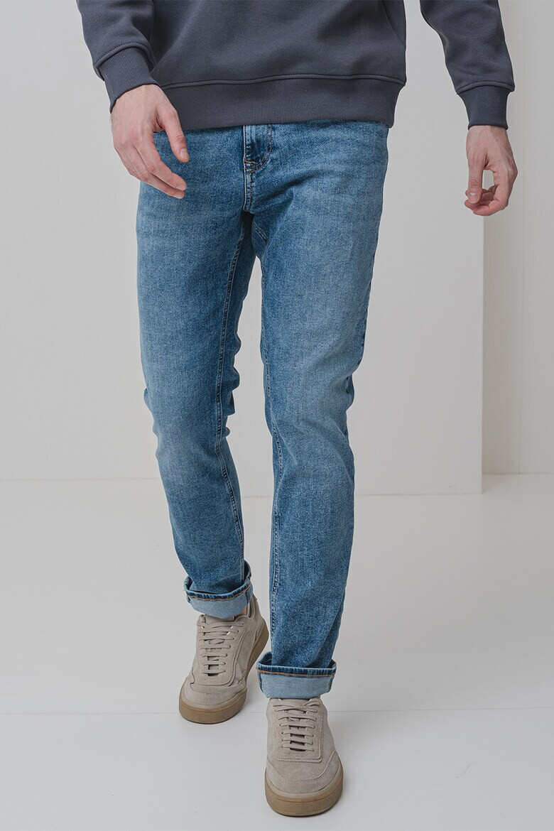 Tommy Jeans Слим дънки с 5 джоба - Син - Pepit.bg