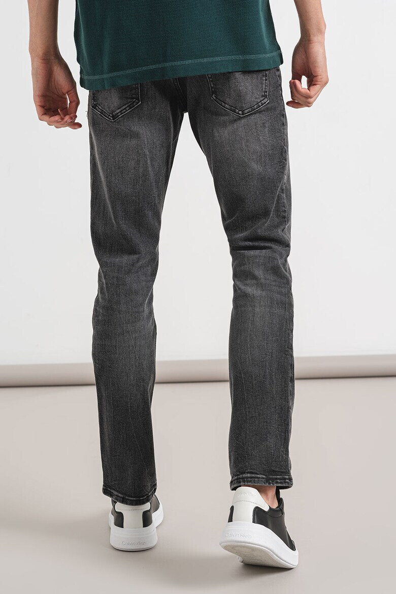 Tommy Jeans Слим дънки Scanton - Pepit.bg