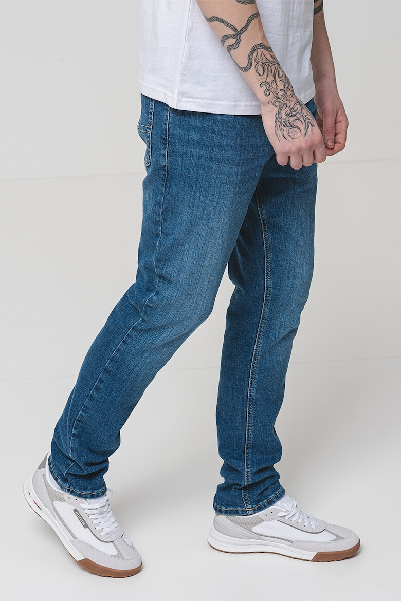 Tommy Jeans Слим дънки Scanton - Тъмносин - Pepit.bg