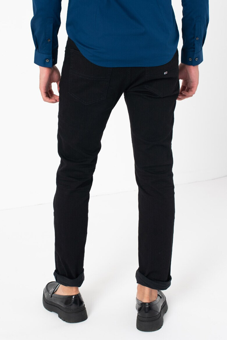Tommy Jeans Слим дънки Scanton - Черен - Pepit.bg