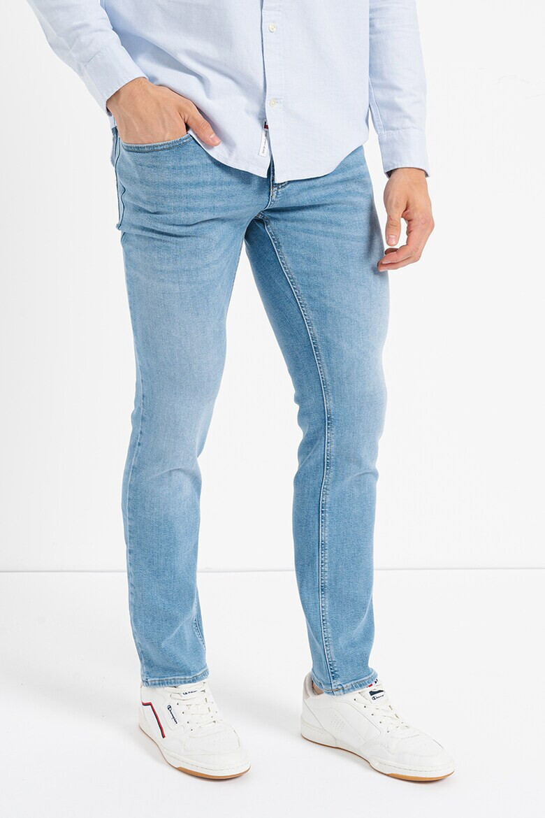 Tommy Jeans Слим дънки Scanton - Светлосин - Pepit.bg