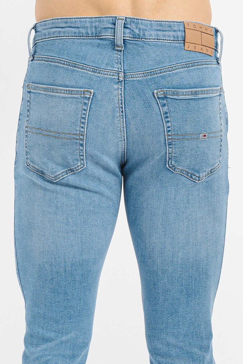 Tommy Jeans Слим дънки Scanton - Светлосин - Pepit.bg