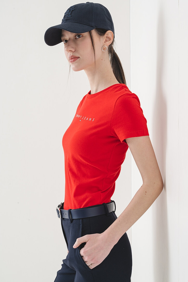 Tommy Jeans Слим тениска с лого - Pepit.bg
