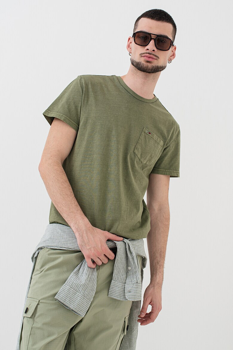 Tommy Jeans Слим тениска с овално деколте - Pepit.bg