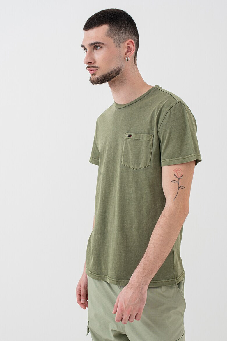 Tommy Jeans Слим тениска с овално деколте - Pepit.bg