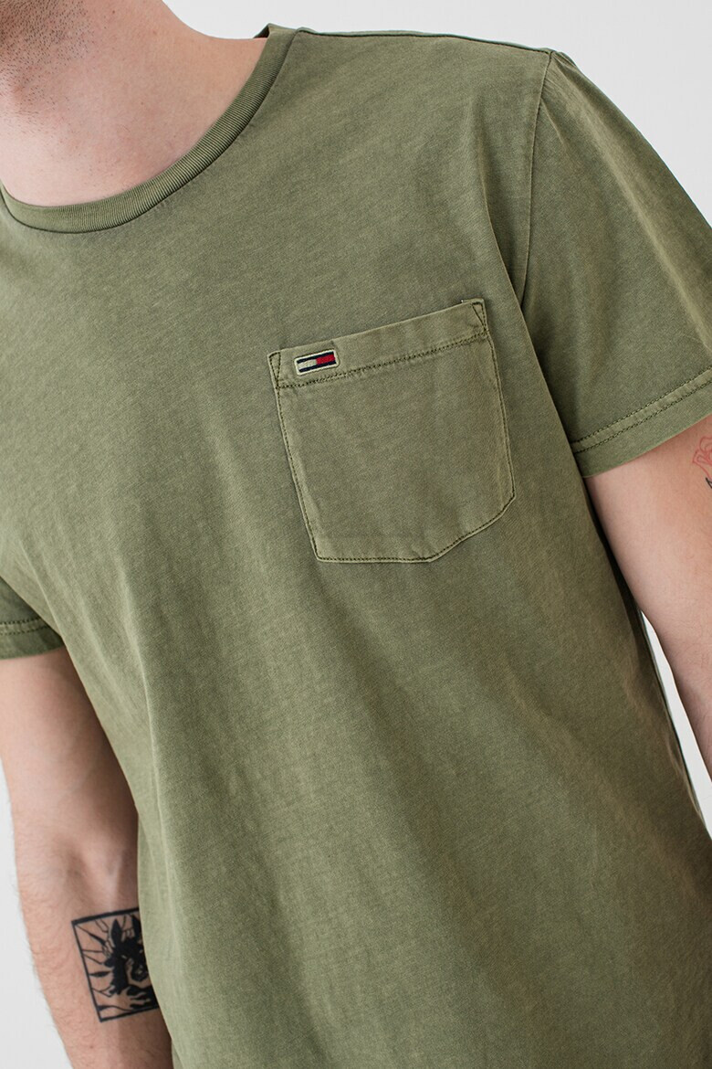 Tommy Jeans Слим тениска с овално деколте - Pepit.bg
