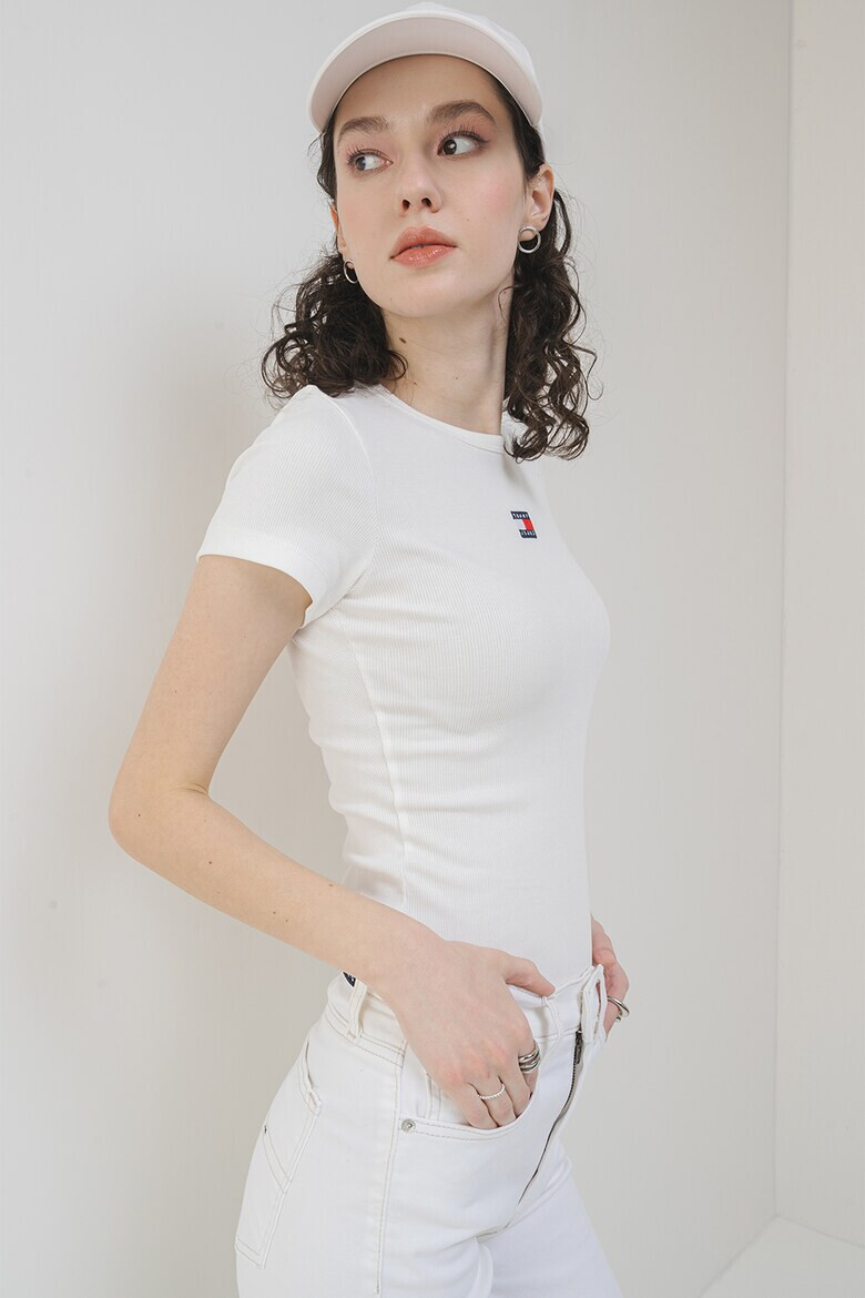 Tommy Jeans Слим тениска с рипс - Pepit.bg