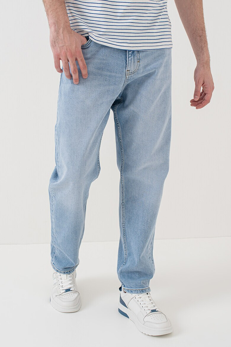 Tommy Jeans Свободни дънки - Pepit.bg