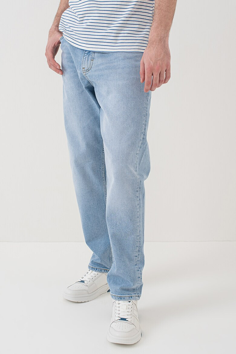 Tommy Jeans Свободни дънки - Pepit.bg