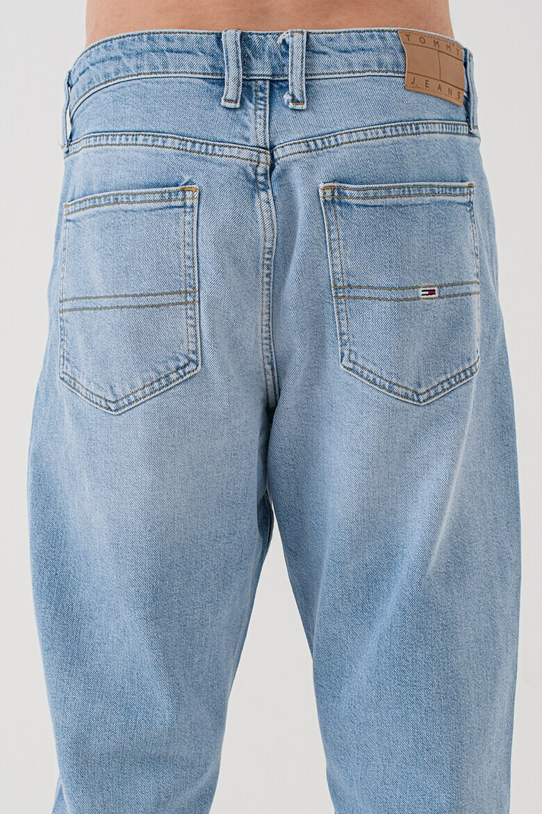 Tommy Jeans Свободни дънки - Pepit.bg