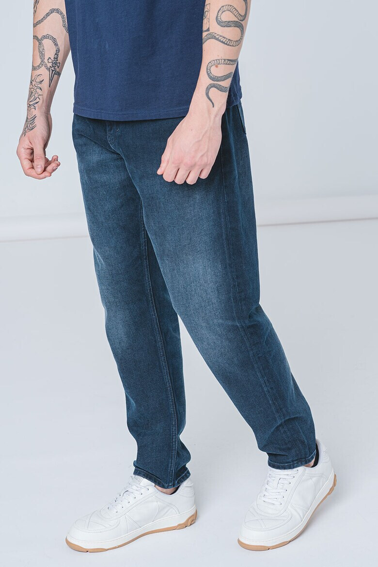 Tommy Jeans Свободни дънки Isaac деграде - Тъмносин - Pepit.bg