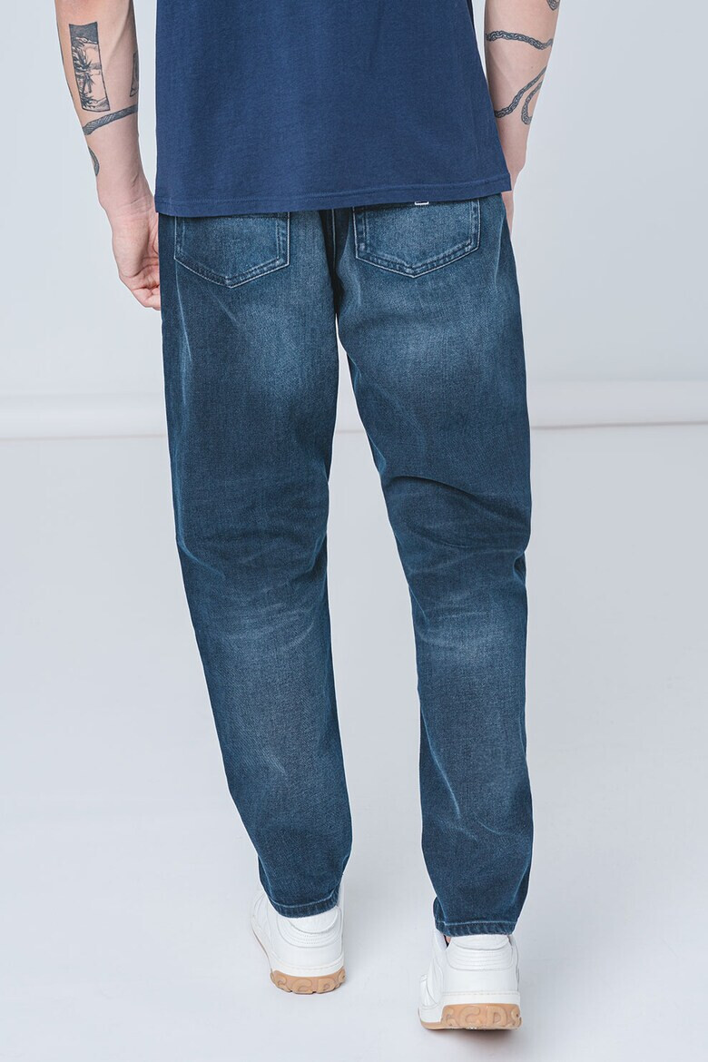 Tommy Jeans Свободни дънки Isaac деграде - Тъмносин - Pepit.bg
