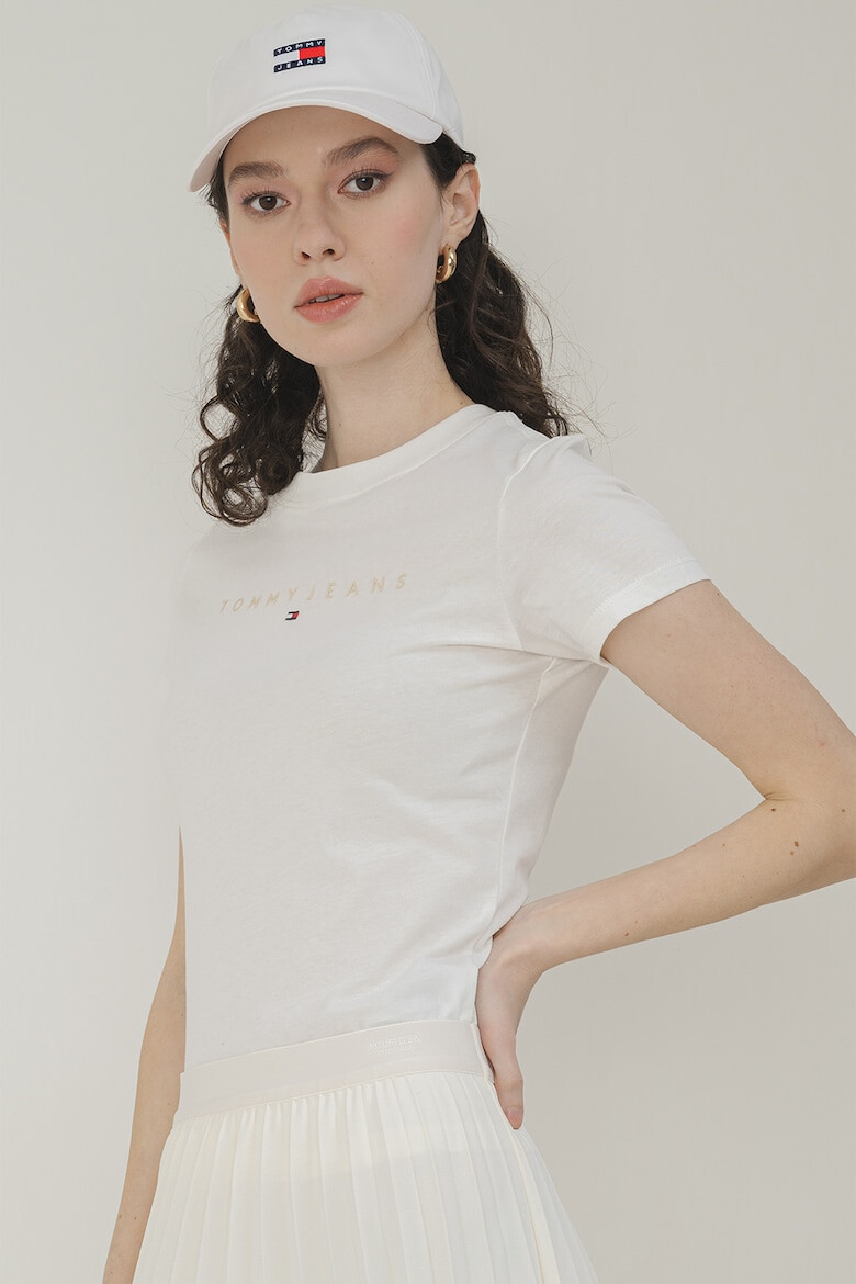 Tommy Jeans Тениска с лого и овално деколте - Pepit.bg