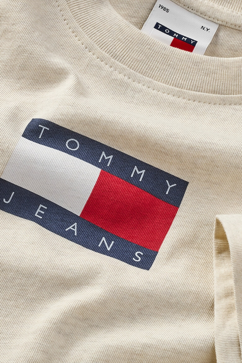 Tommy Jeans Тениска с овално деколте и лого - Pepit.bg