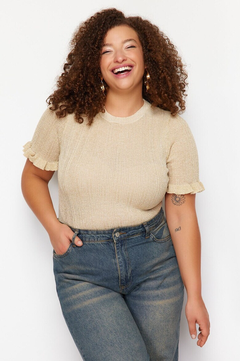 Trendyol Бляскава блуза Plus Size - Pepit.bg