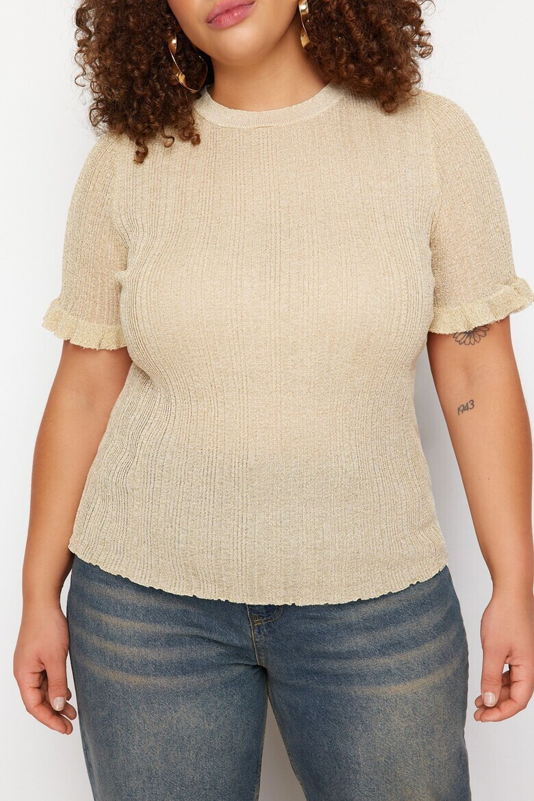 Trendyol Бляскава блуза Plus Size - Pepit.bg