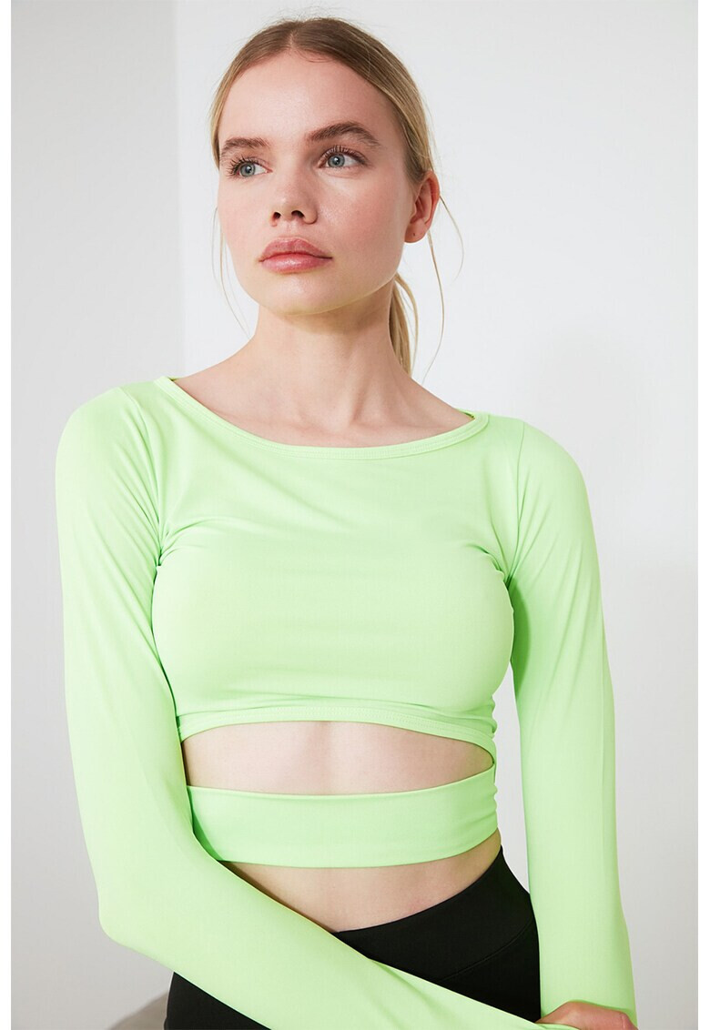 Trendyol Блуза с отвор отпред - Pepit.bg