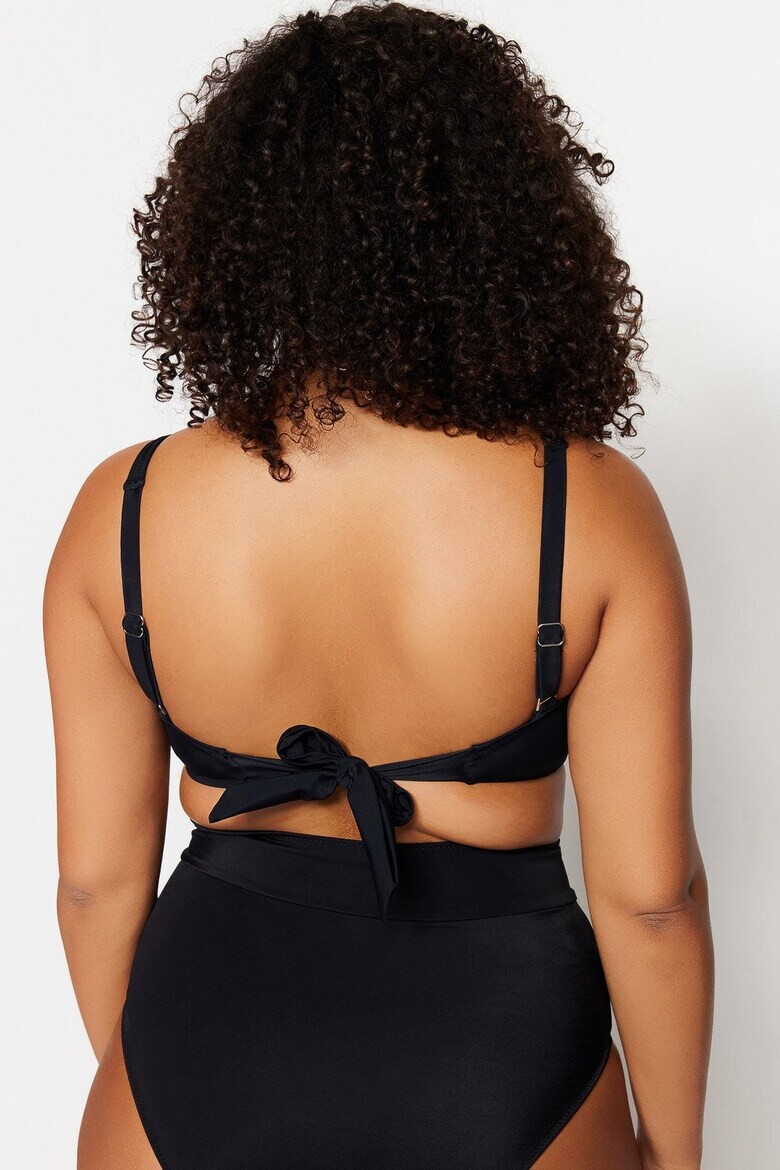 Trendyol Плувен топ с регулиращи се презрамки Plus Size - Pepit.bg