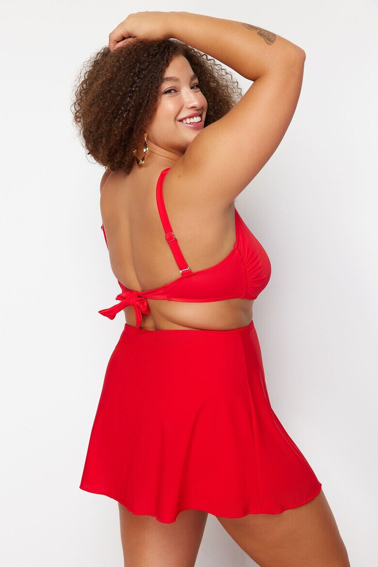 Trendyol Плувен топ с регулиращи се презрамки Plus Size - Pepit.bg